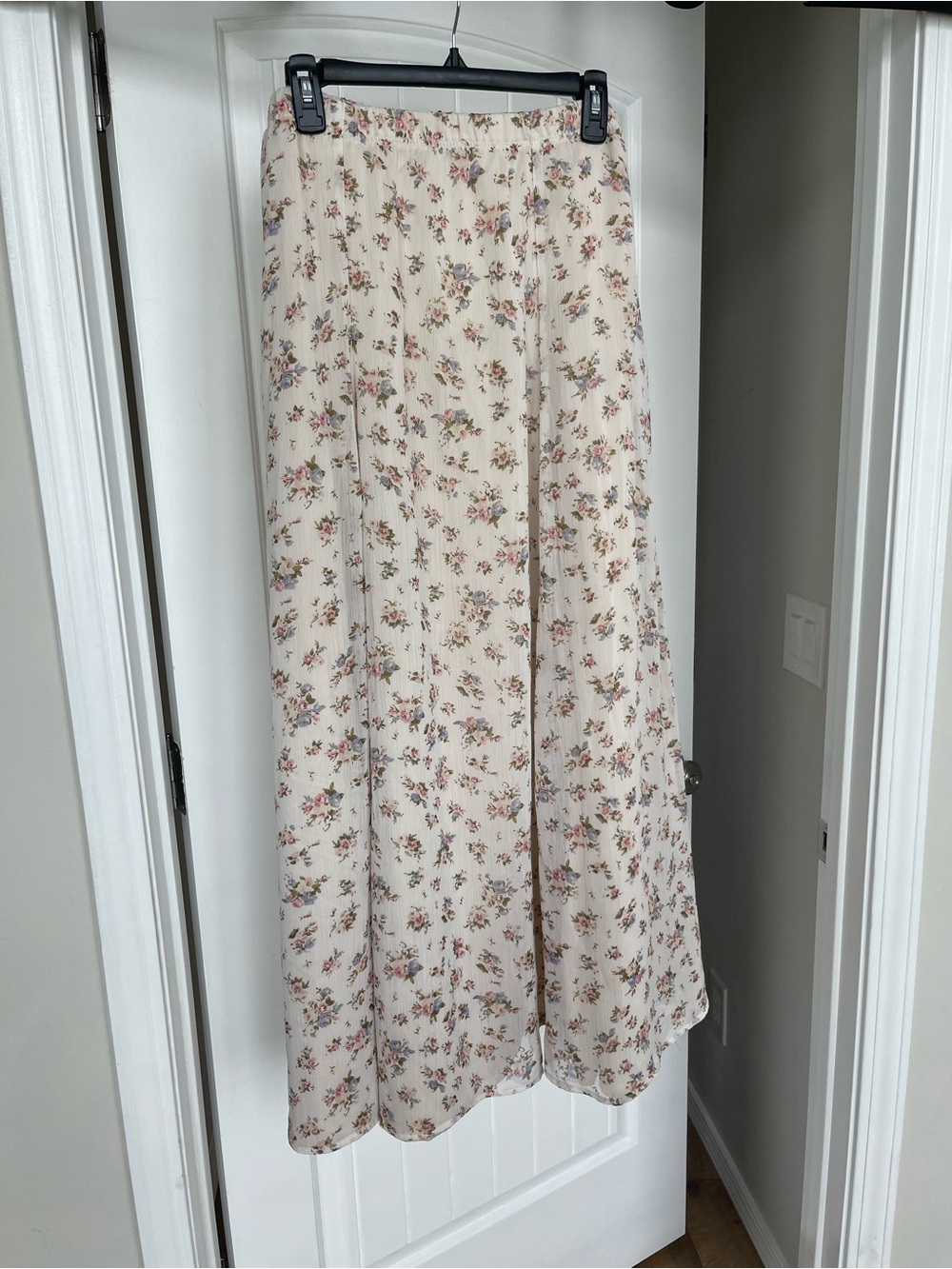 Women's Cream Floral Maxi Skirt - Lightweight Flowing Summer Skirt